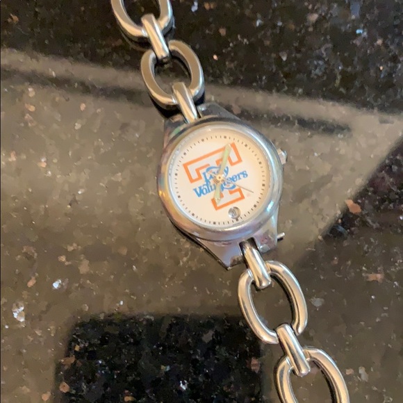 Lady Vols women’s watch - Picture 2 of 4